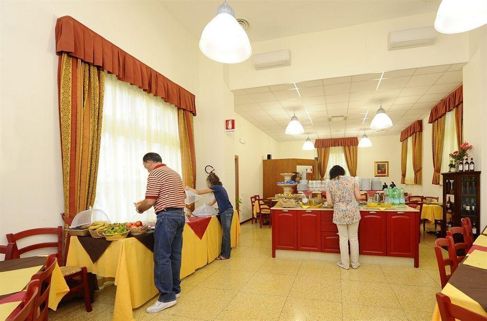 וולטרה Hotel Foresteria מראה חיצוני תמונה